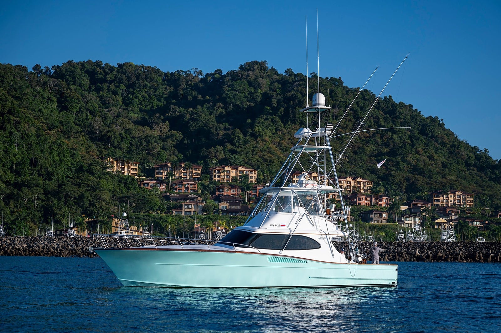 Satis Fly, a 50-foot Maverick sportfisher, from the side